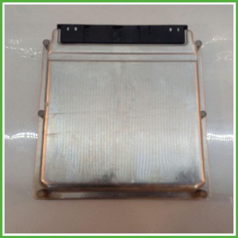 Centralina Motore Iniezione ECU BOSCH 0281010608 MERCEDES-BENZ Classe C W/S203 CDI 85kw A611153747980 2000 2007