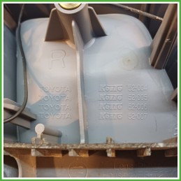 Fanale Fanalino Posteriore Destro DX KOITO TOYOTA YARIS JPP 8155052130 Usato