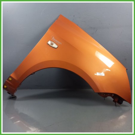 Parafango Anteriore Destra DX KIA PICANTO 1a Serie Berlina 2004 2008 ARANCIONE Originale Usato