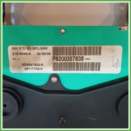 Quadro strumenti contachilometri tachimetro JOHNSON CONTROLS 21676049-8 RENAULT CLIO 2a Serie 1.2 8200357838
