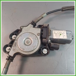 Alzavetri Anteriore Sinistro Per Fiat Panda (2003-2011) – Ricambio Equivalente Di Qualità, Codice OEM 46803652