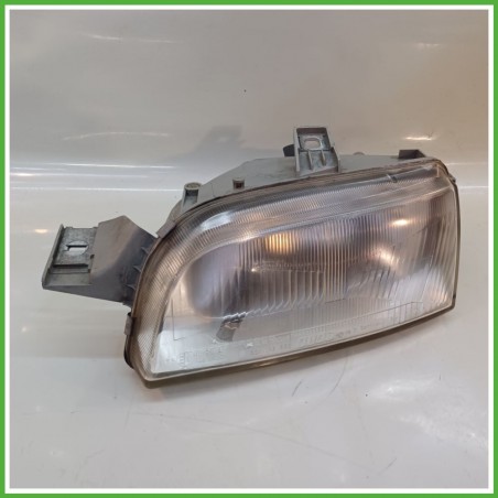 Faro Fanale Proiettore Anteriore Sinistro SX HELLA L142597-00 FIAT PUNTO 1a Serie 46402650 Usato