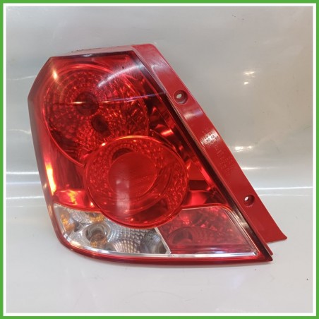 Fanale Fanalino Posteriore Sinistro SX CHEVROLET (DAEWOO) KALOS T200 96540268 Usato