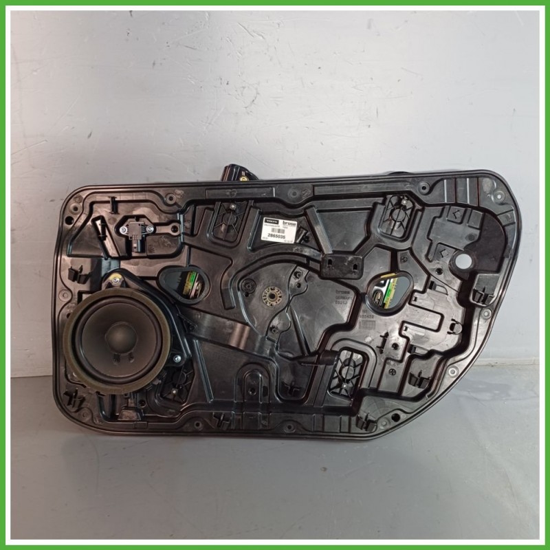 Alzacristalli Alzavetro Elettrico Anteriore Destro DX VOLVO V40 Cross Country 31276216 2012 2018 BROSE 3865035