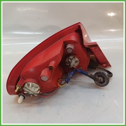 Fanale Fanalino Posteriore Destro DX CHEVROLET (DAEWOO) LACETTI J200 96387725 Usato