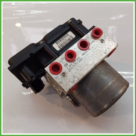 Centralina ABS Modulo Pompa BOSCH 0265800306 71748288 FIAT PANDA 2Q Originale Usato