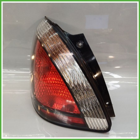 Fanale Fanalino Posteriore Sinistro SX KIA RIO 2a Serie 924011G210 Usato