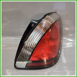 Fanale Fanalino Posteriore Destro DX KIA RIO 2a Serie 924021G210 Usato