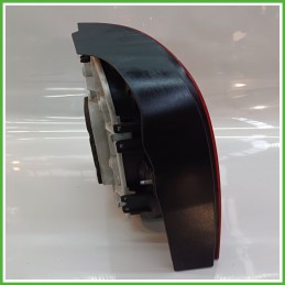 Fanale Fanalino Posteriore Destro DX YORKA 62409 VOLKSWAGEN POLO 9N 6Q6945096G Usato