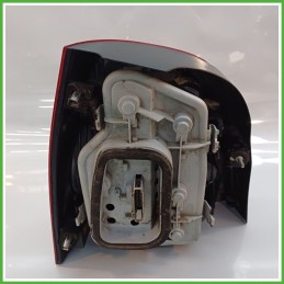 Fanale Fanalino Posteriore Destro DX YORKA 62409 VOLKSWAGEN POLO 9N 6Q6945096G Usato