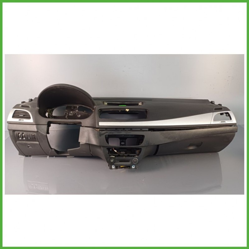 Pannello Cruscotto RENAULT MEGANE 3a Serie 1.5 dCi 681007196R 2008 2012 RENAULT B90444922