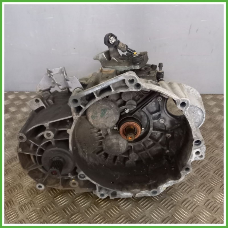 Cambio Manuale VOLKSWAGEN GOLF 1K 2.0 TDI BKD Originale Usato