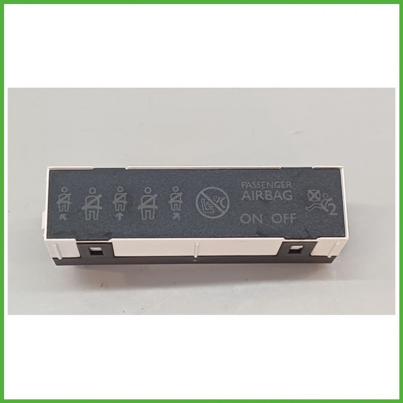 Spie Cinture PEUGEOT 2008 9825205380 2019
