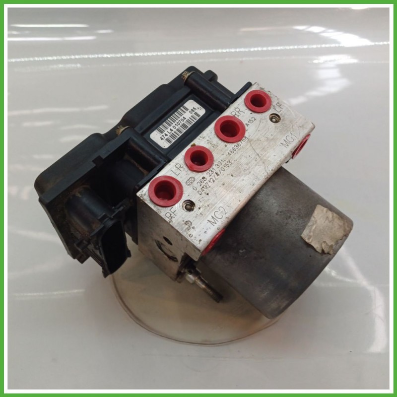 Centralina ABS Modulo Pompa BOSCH 0265800315 71718843 FIAT PUNTO 2U Originale Usato