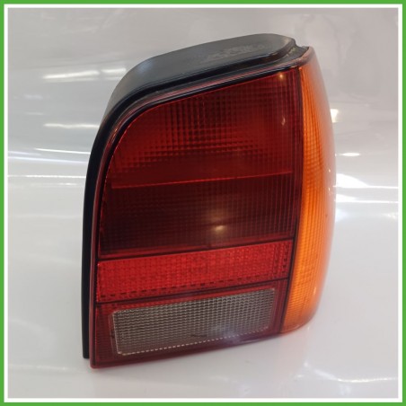 Fanale Fanalino Posteriore Destro DX HELLA VOLKSWAGEN POLO 3a Serie 6N0945096 Usato