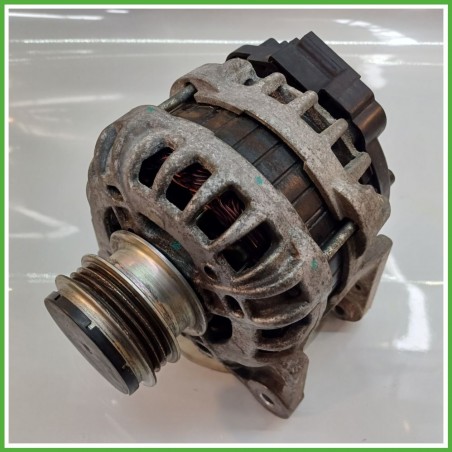 Alternatore BOSCH F000BLO457 DACIA SANDERO 2a Serie 8200660044