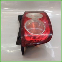 Fanale Fanalino Posteriore Sinistro SX VALEO NISSAN MICRA K12E 26555AX720 Usato
