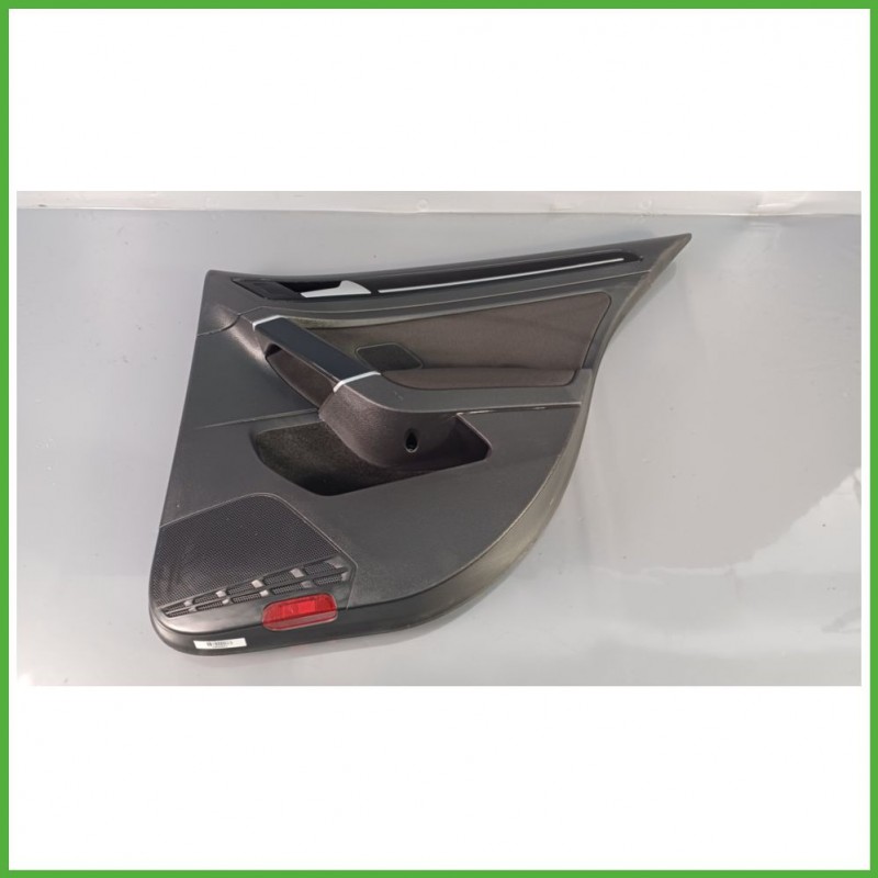 Rivestimento Porta Posteriore Destro DX VOLKSWAGEN GOLF 5K/AJ 1.6 TDI 5G6867222ABNM 2008 2012