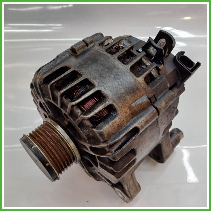 Alternatore VALEO TG12C103 FORD FIESTA CB1 2251619