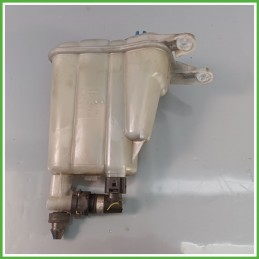 Vaschetta Liquido Raffreddamento Radiatore AUDI A4 8K 2.0 TDI 8K0121403AC 2011 2016