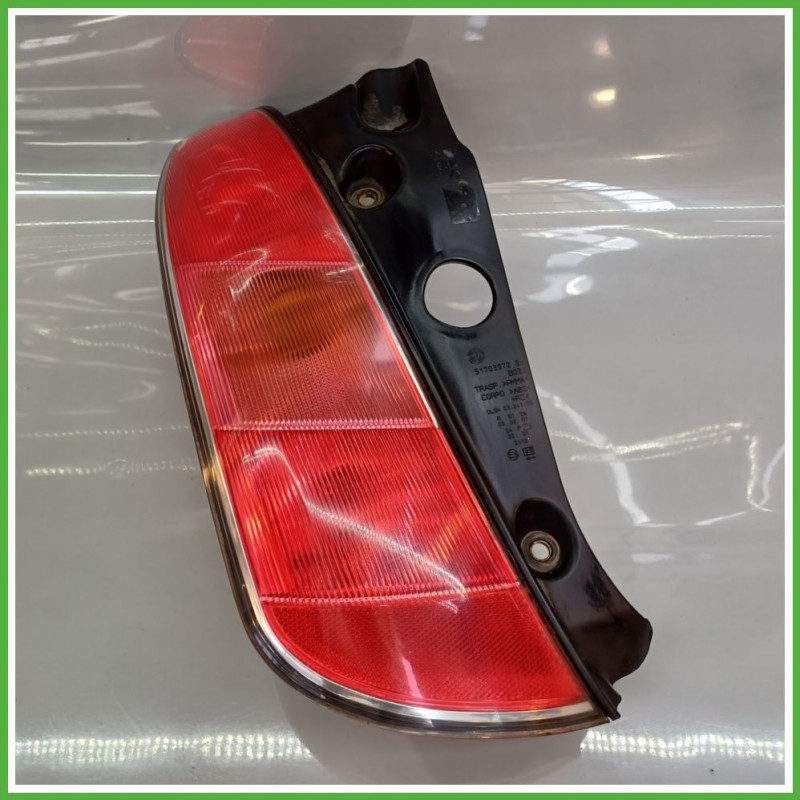 Fanale Fanalino Posteriore Sinistro SX OLSA 03.341.00 LANCIA YPSILON TE 51753385 Usato