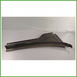 Griglia Mondanatura Gocciolatoio Destro DX (Lato Passeggero) VOLKSWAGEN GOLF 5K/AJ 1.6 TDI 5G1819404B9B9 2008 2012