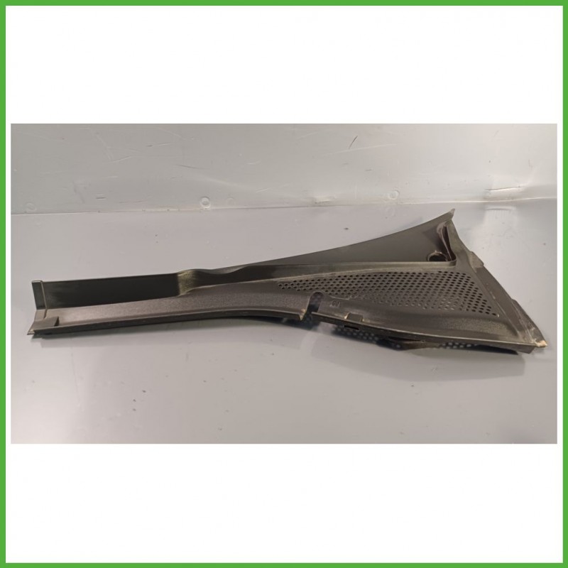 Griglia Mondanatura Gocciolatoio Sinistro SX (Lato Guida) VOLKSWAGEN GOLF 5K/AJ 1.6 TDI 5G1819403B9B9 2008 2012