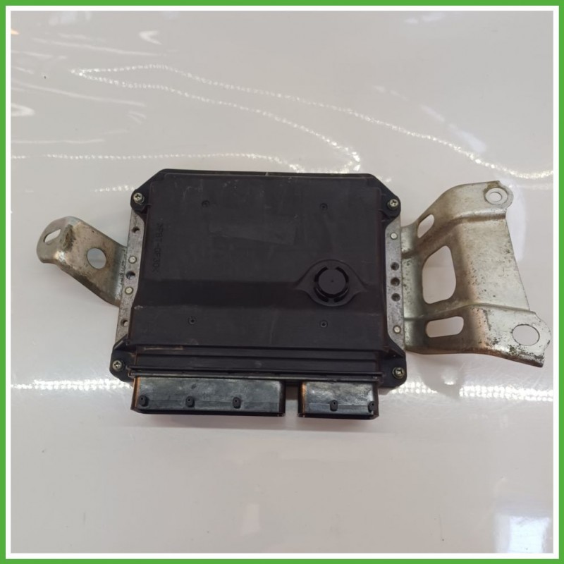 Centralina Motore Iniezione ECU DENSO MB275100-2504 TOYOTA YARIS 1.3 16V 64kw 896610D400 2005 2012