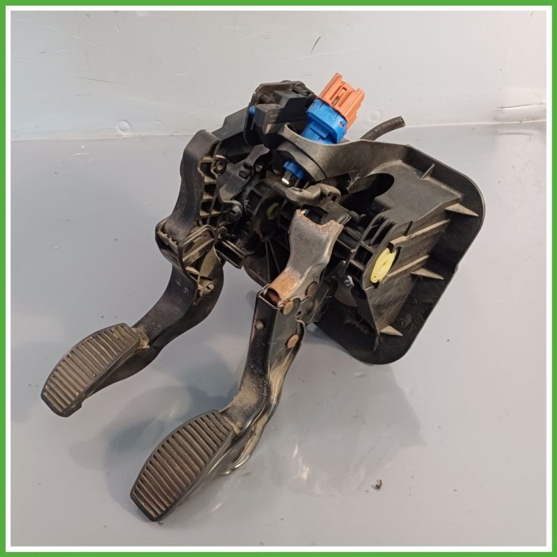 Pedale Pedaliera FIAT PANDA 33 0.9 Turbo 52097847 2011 2017