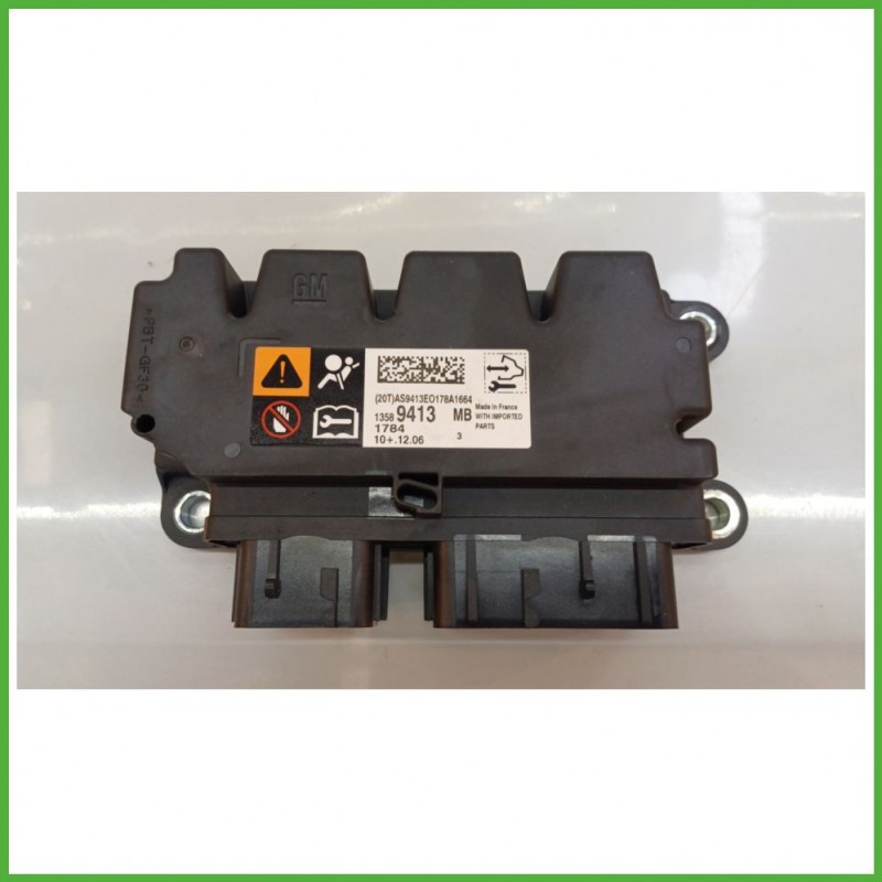 Centralina Airbag OPEL 13589413 OPEL ASTRA P10 1.7 13599653 2009 2015