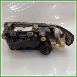 Faro Fanale Proiettore Anteriore Destro DX HELLA 963036-00 AUDI A3 8L 8L0941030 Usato