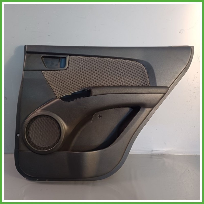 Rivestimento Porta Posteriore Destro DX KIA SPORTAGE 2a Serie 2.0 16V 833021F000ACJ 2004 2008