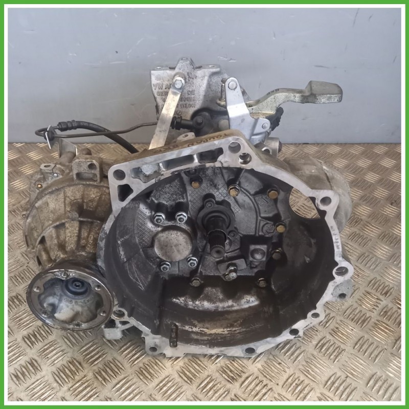 Cambio Manuale VOLKSWAGEN TOURAN 1T 2.0 TDI BKD Originale Usato