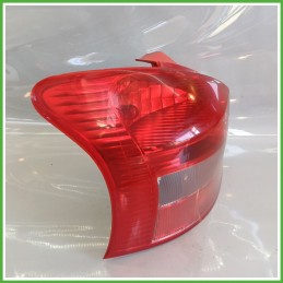 Fanale Fanalino Posteriore Sinistro SX KOITO 52-143 TOYOTA YARIS 815610D110 Usato