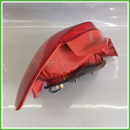 Fanale Fanalino Posteriore Destro DX KOITO 52-143 TOYOTA YARIS 815510D110 Usato
