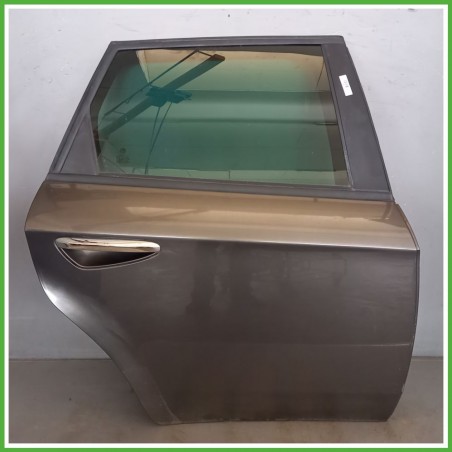 Porta Portiera Sportello Posteriore Destra DX GRIGIO ALFA ROMEO 159 X3/X9 Station Wagon 2005 2013 Originale Usato