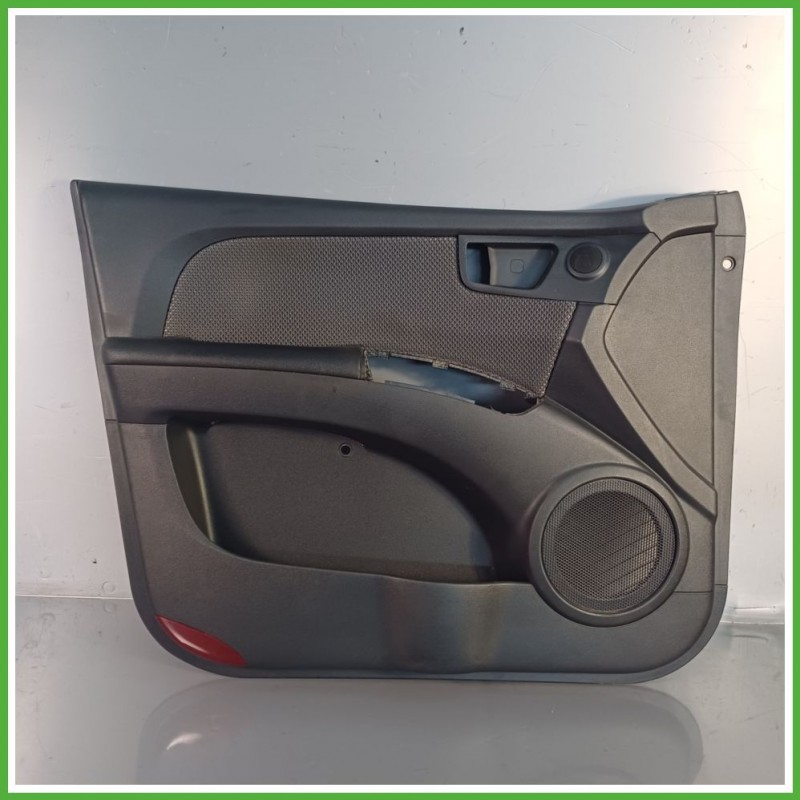 Rivestimento Porta Anteriore Sinistro SX KIA SPORTAGE 2a Serie 2.0 16V 823010Z030ACJ 2004 2008