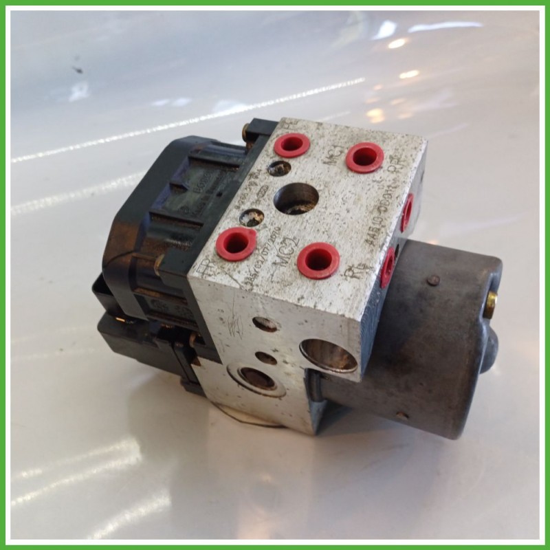 Centralina ABS Modulo Pompa BOSCH 0273004636 4405052220 TOYOTA YARIS JPP Originale Usato