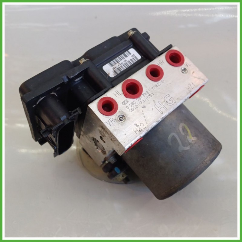 Centralina ABS Modulo Pompa BOSCH 0265800443 93192617 OPEL CORSA X01 Originale Usato