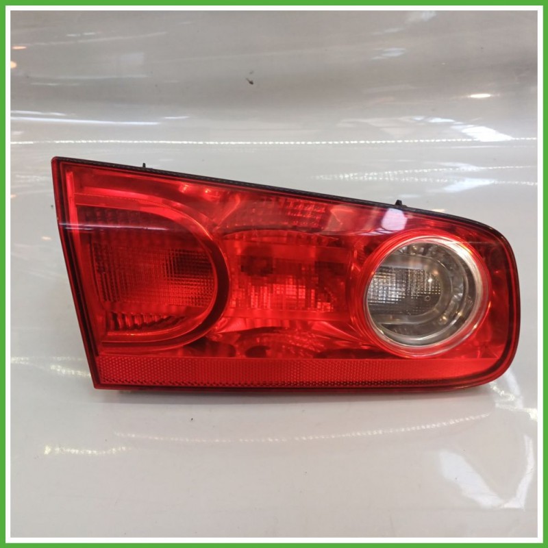 Fanale Fanalino Posteriore Sinistro SX VALEO RENAULT LAGUNA 2a Serie 8200002475 Usato