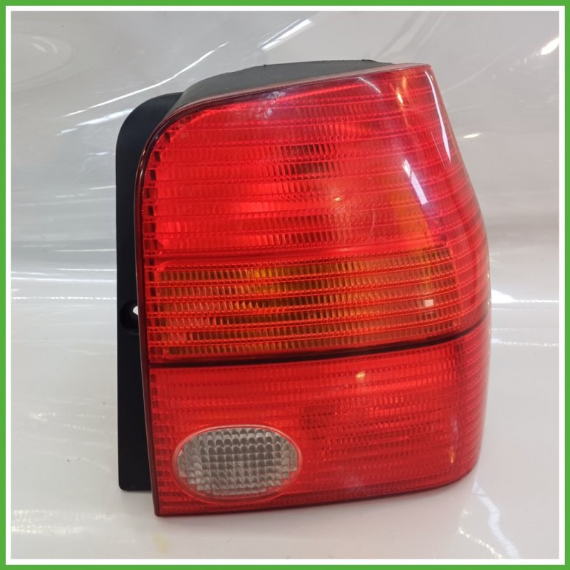 Fanale Fanalino Posteriore Destro DX CARELLO D38020748 VOLKSWAGEN LUPO 6X 6X0945096E Usato