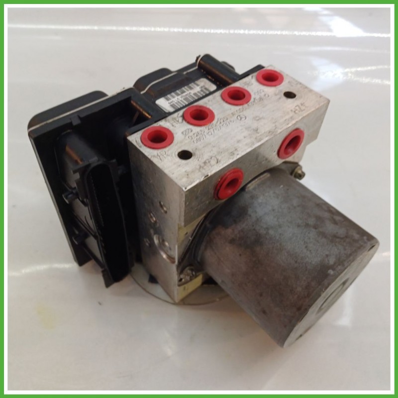 Centralina ABS Modulo Pompa BOSCH 0265950618 A0064316412 MERCEDES-BENZ Classe A W/C169 Originale Usato