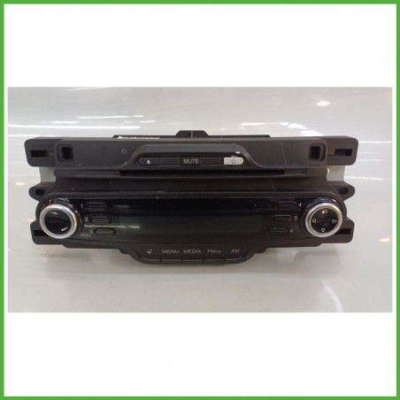Autoradio ALFA ROMEO GIULIETTA X7 1.6 JTDm 156096877 2010 2013 BOSCH 7647302316