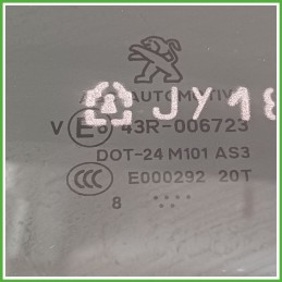 Cristallo Laterale Scendente Posteriore Sinistro SX PEUGEOT 2008 5 Porte 9678175380 2016 2017 AGC AUTOMOTIVE