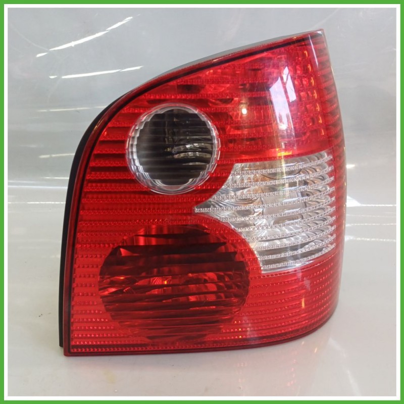Fanale Fanalino Posteriore Destro DX YORKA 62409 VOLKSWAGEN POLO 9N 6Q6945096G Usato