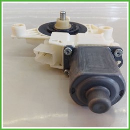 Motorino Alzavetro Anteriore Destro DX MERCEDES-BENZ Classe A W176 5 Porte A2469065200 2015 2018 BROSE 933866-101