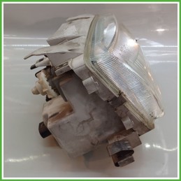 Faro Fanale Proiettore Anteriore Destro DX HELLA 962.496-00 VOLKSWAGEN POLO 3a Serie 6N1941016 Usato