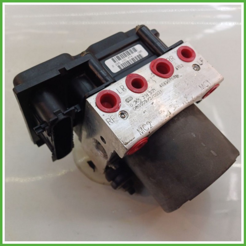 Centralina ABS Modulo Pompa BOSCH 0265800315 71718843 FIAT PUNTO 1N/1P Originale Usato