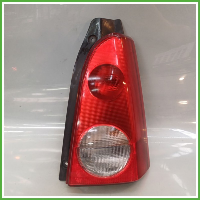 Fanale Fanalino Posteriore Destro DX VALEO OPEL AGILA H00 9209545 Usato
