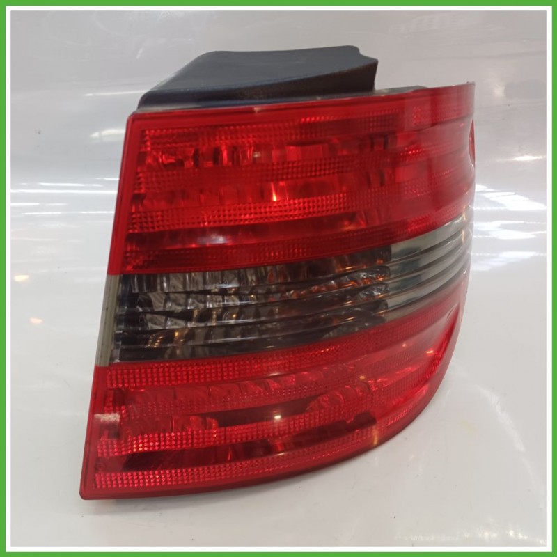 Fanale Fanalino Posteriore Destro DX SCINTEX 27.52.02.17 MERCEDES-BENZ Classe B T245 A1698202664 Usato